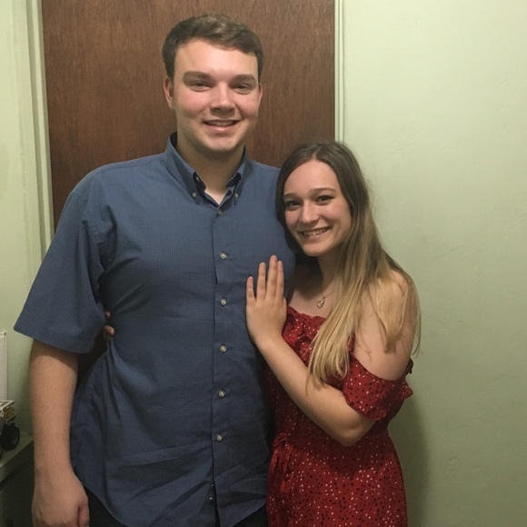 Meet your Posher, Drew - Picture 3 of 5